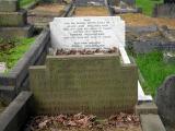 image of grave number 677977